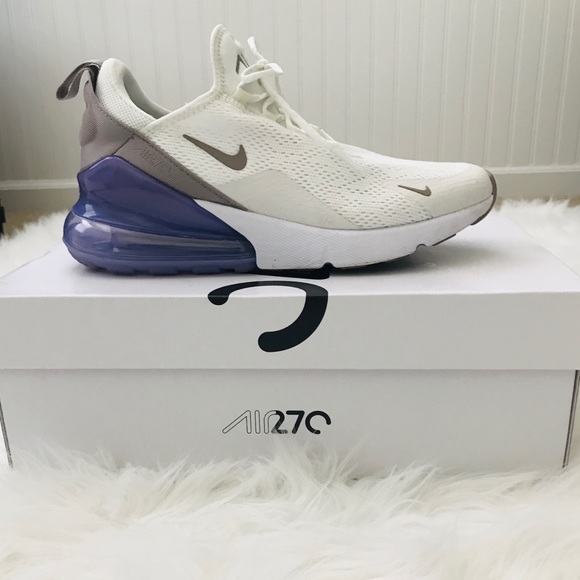 Nike Shoes - Air Max 270 Sneaker
